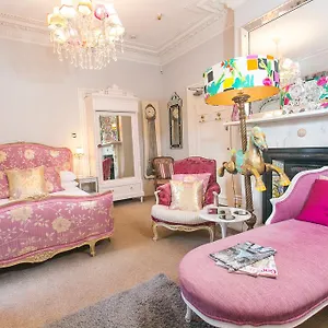 The Rosebery Reino Unido